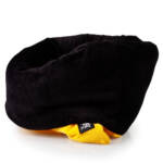 85. YB. SNUG L. Big cozy cat bedroll